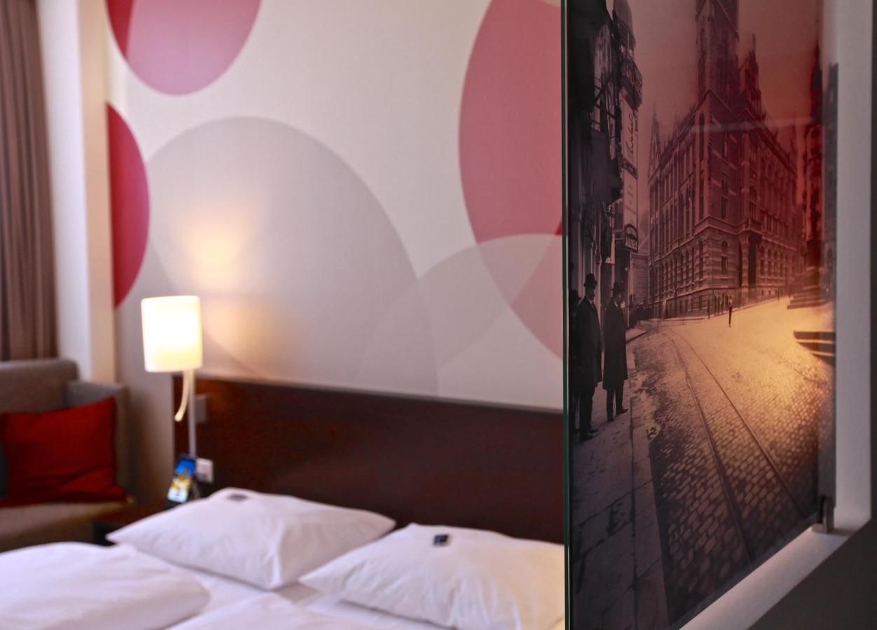 Webers - Das Hotel Im Ruhrturm Essen Kültér fotó