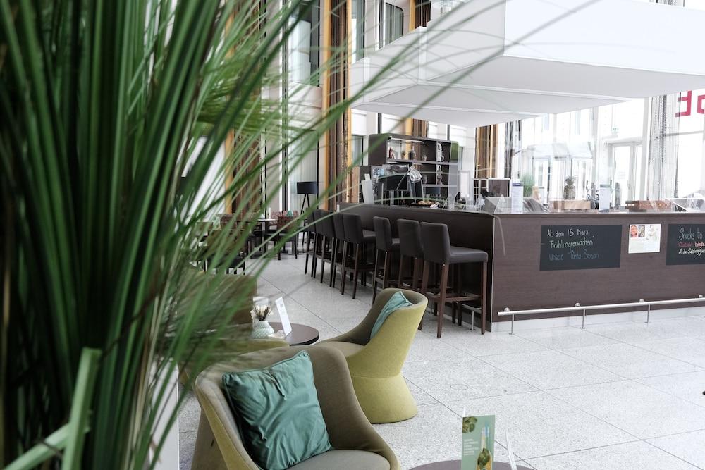 Webers - Das Hotel Im Ruhrturm Essen Kültér fotó